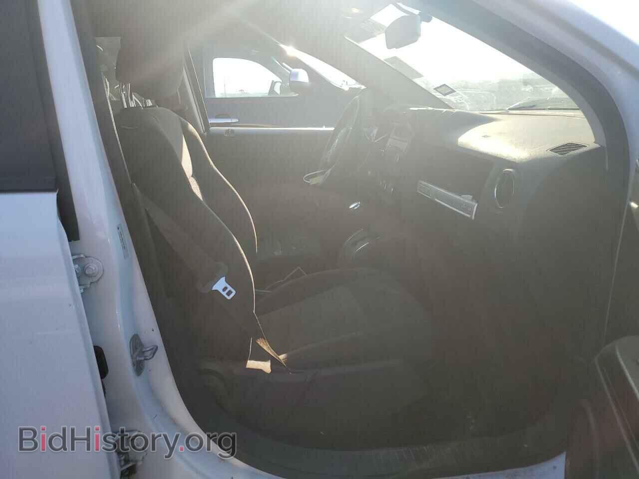 2016 JEEP COMPASS - VIN: 1C4NJCBA2GD611970 - Photo 5