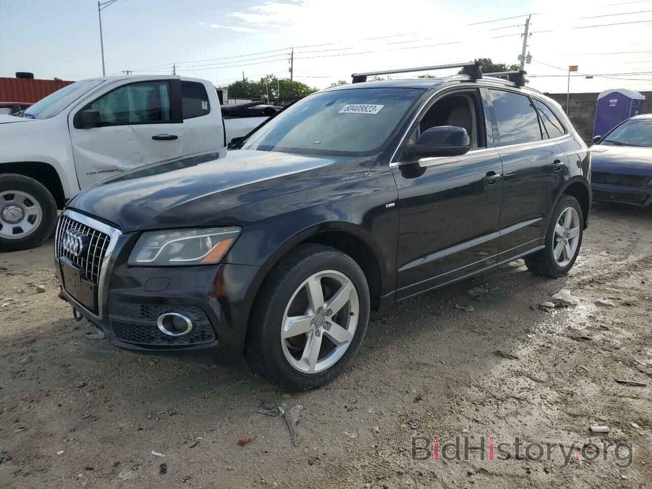 Photo WA1DKAFPXBA039918 - AUDI Q5 2011