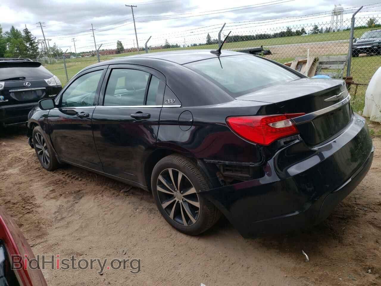 2013 CHRYSLER 200 - VIN: 1C3CCBCG5DN580769 - Фото 2