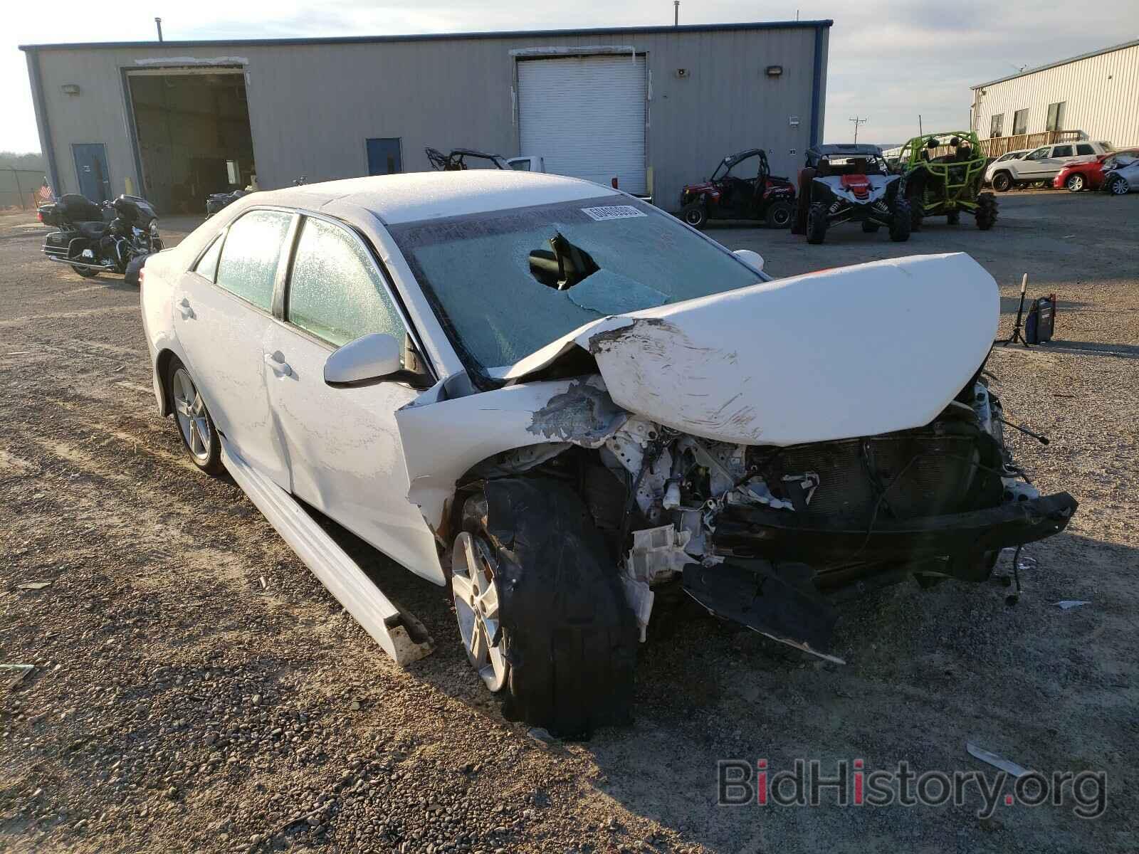 Photo 4T1BF1FK3EU749084 - TOYOTA CAMRY 2014