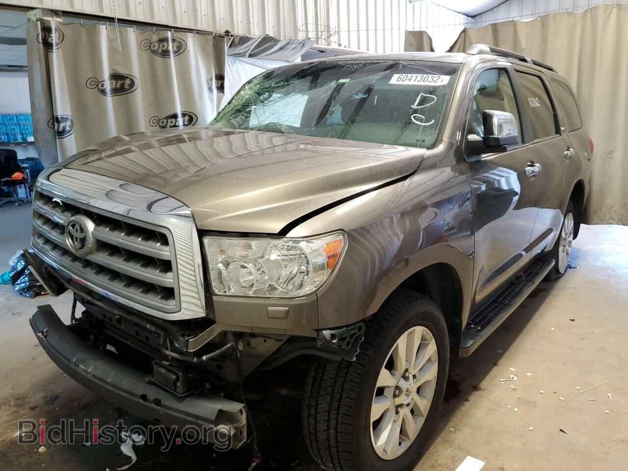 2011 TOYOTA SEQUOIA - VIN: 5TDYY5G17BS035447 - Фото 2