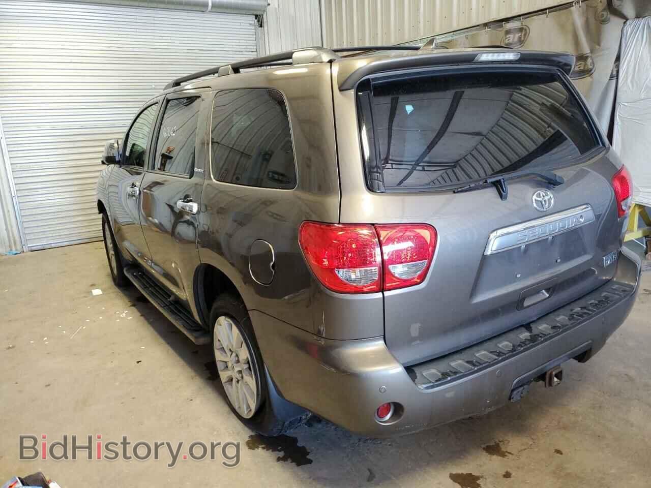 2011 TOYOTA SEQUOIA - VIN: 5TDYY5G17BS035447 - Фото 3