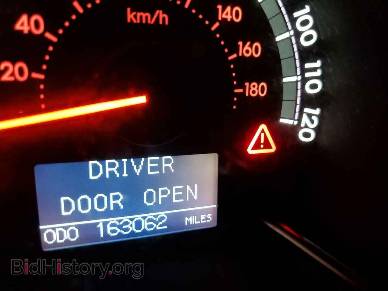 2011 TOYOTA SEQUOIA - VIN: 5TDYY5G17BS035447 - Фото 8