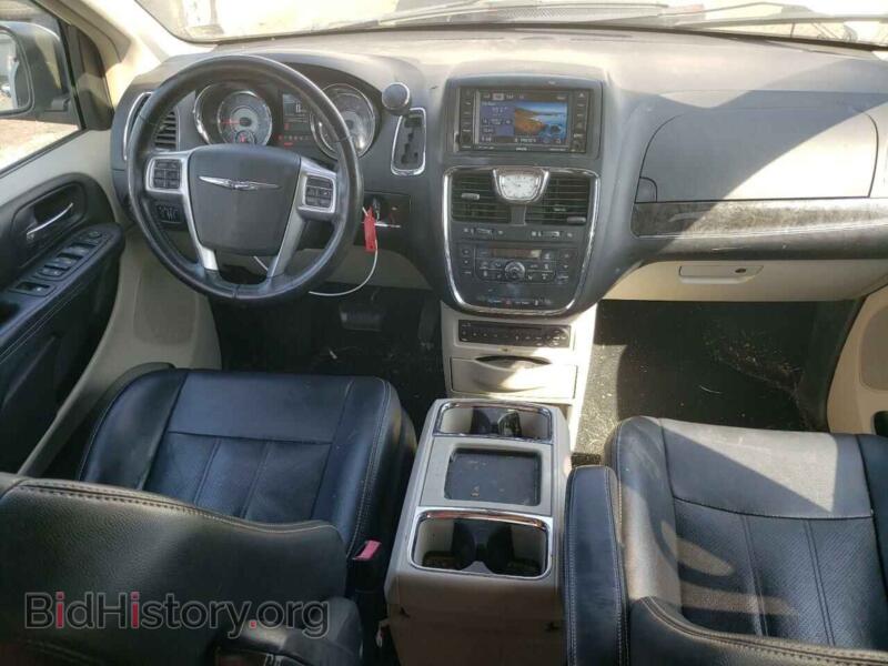 2011 Chrysler MINIVAN (VIN 2A4RR8DG6BR712082) — фото 8 из 13
