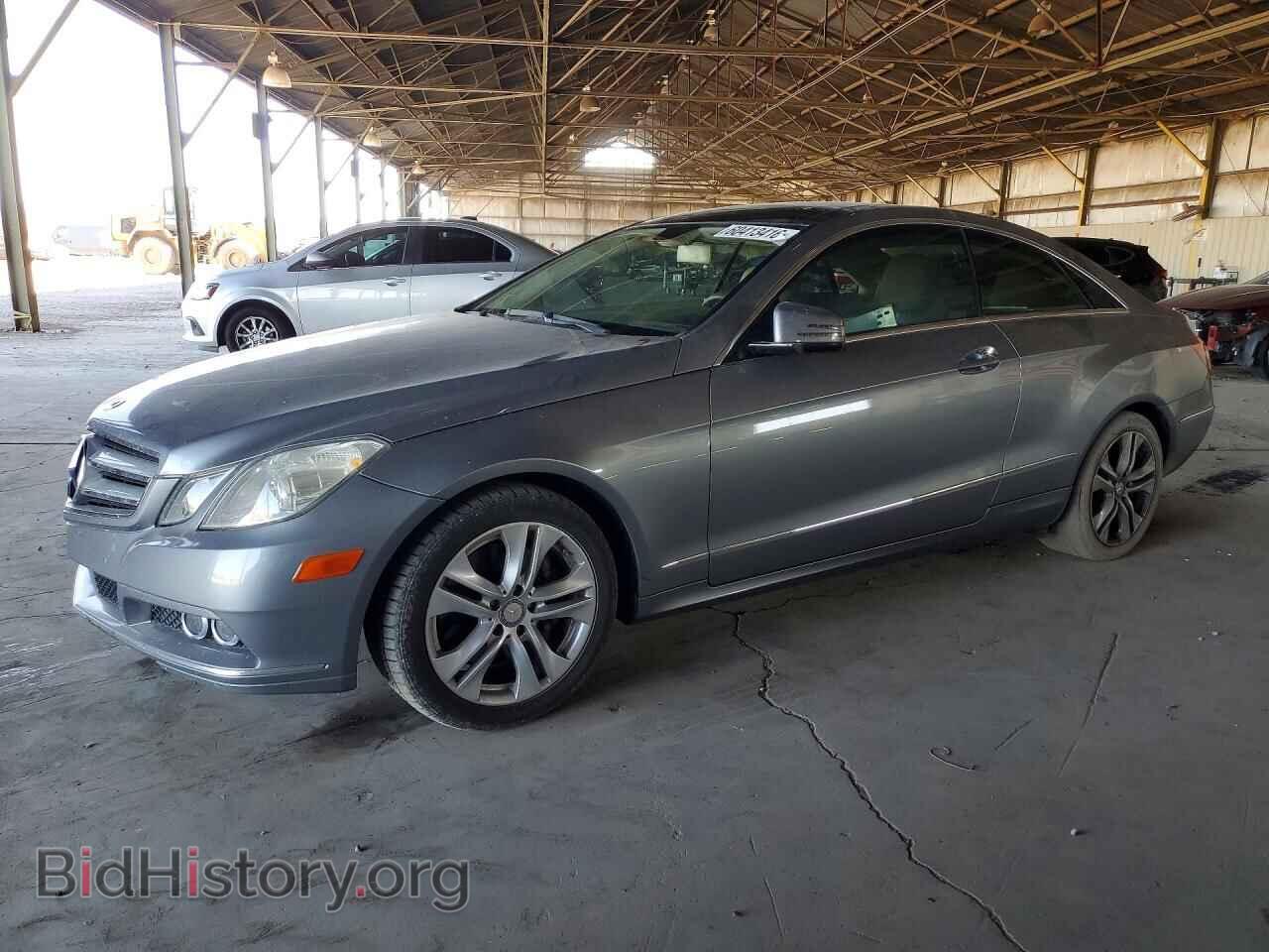 Photo WDDKJ5GB2BF095354 - MERCEDES-BENZ E-CLASS 2011