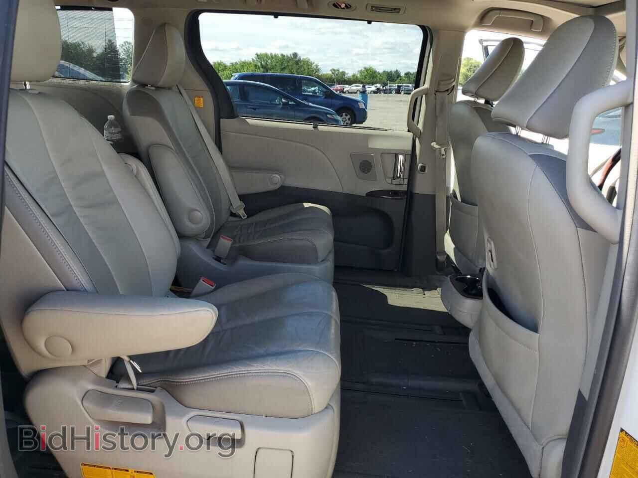 2011 TOYOTA All Models - VIN: 5TDDK3DC6BS026944 - Фото 11