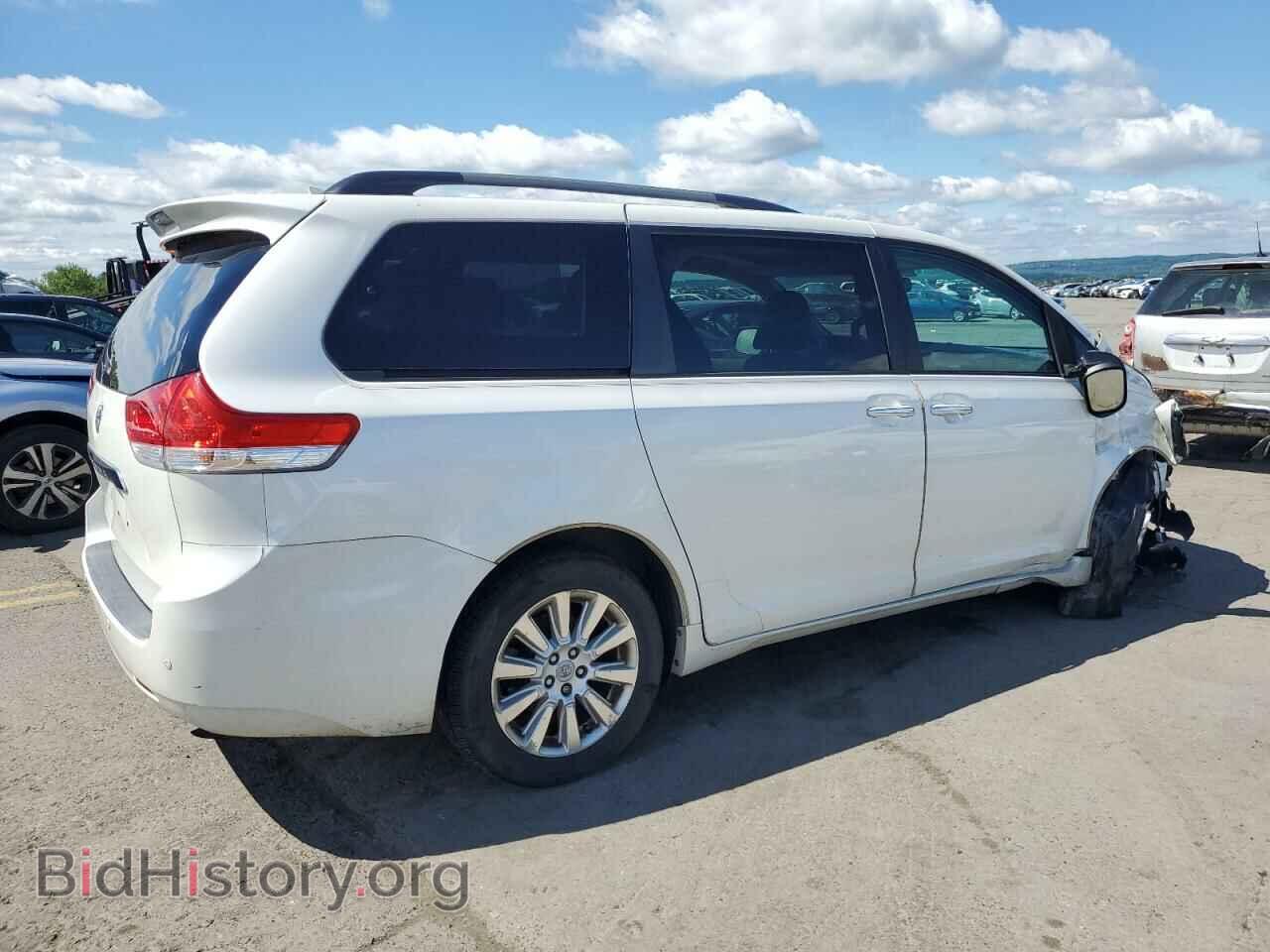 2011 TOYOTA All Models - VIN: 5TDDK3DC6BS026944 - Фото 3