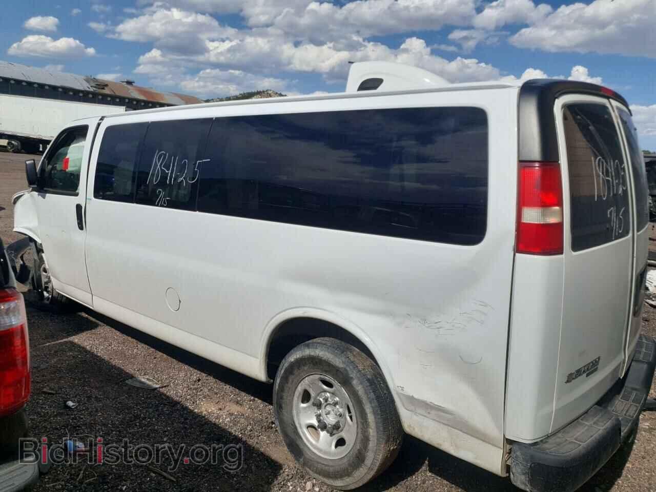 2013 CHEVROLET EXPRESS - VIN: 1GAZGZFA6D1120434 - Фото 2