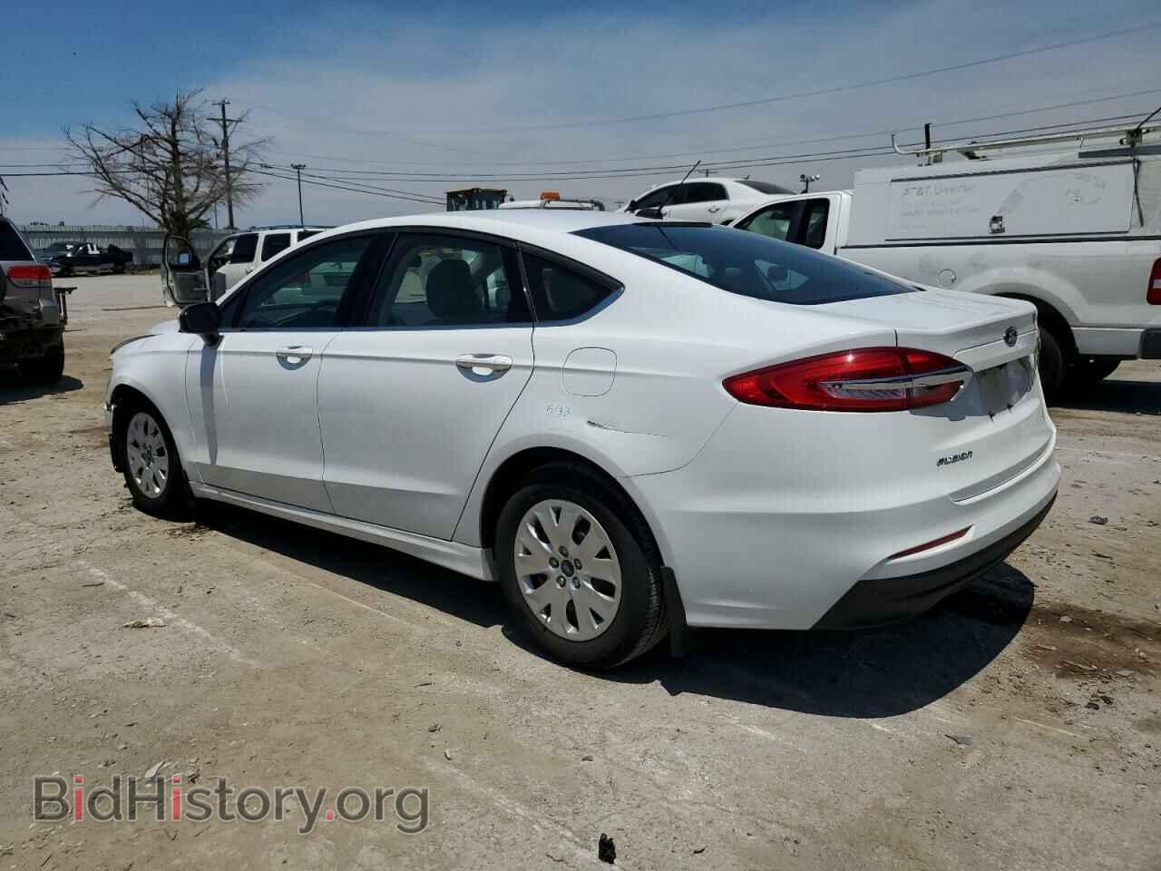 2019 FORD FUSION - VIN: 3FA6P0G75KR249363 - Фото 2