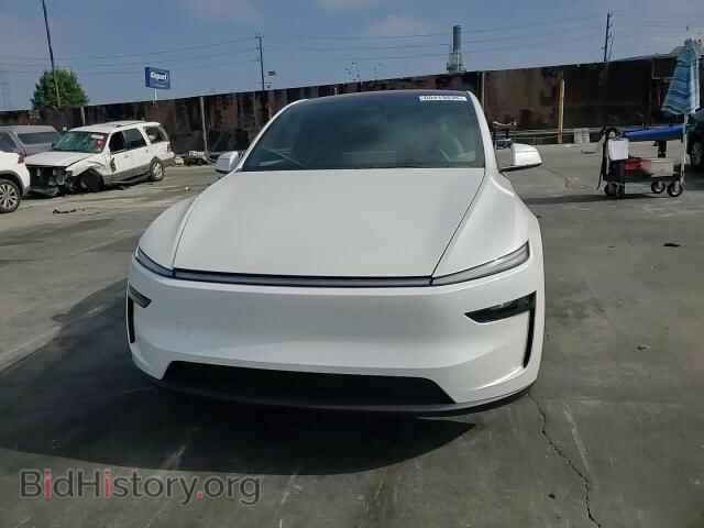 2026 TESLA MODEL Y - VIN: 7SAYGDEE2TF570844 - Photo 13
