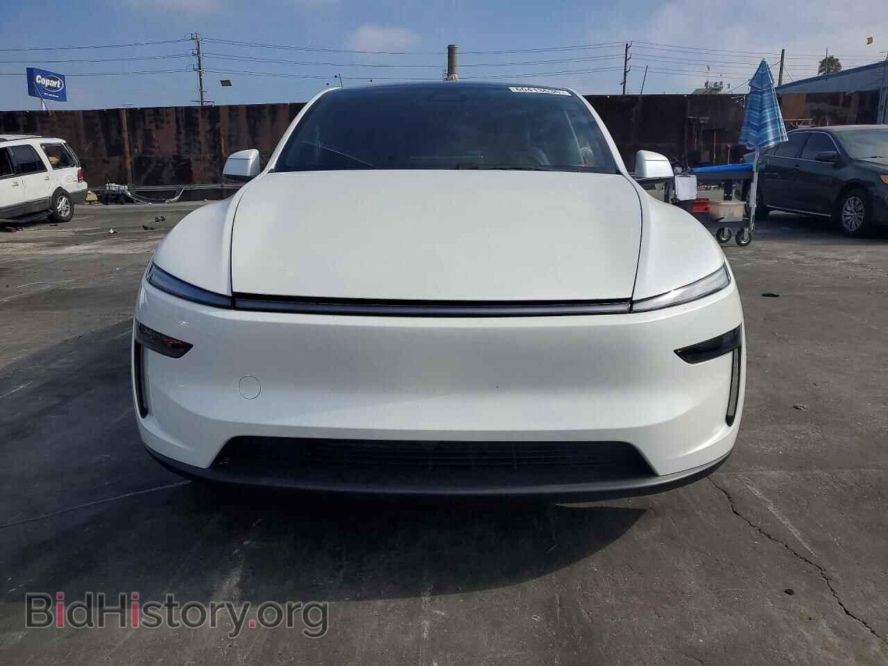 2026 TESLA MODEL Y - VIN: 7SAYGDEE2TF570844 - Photo 5