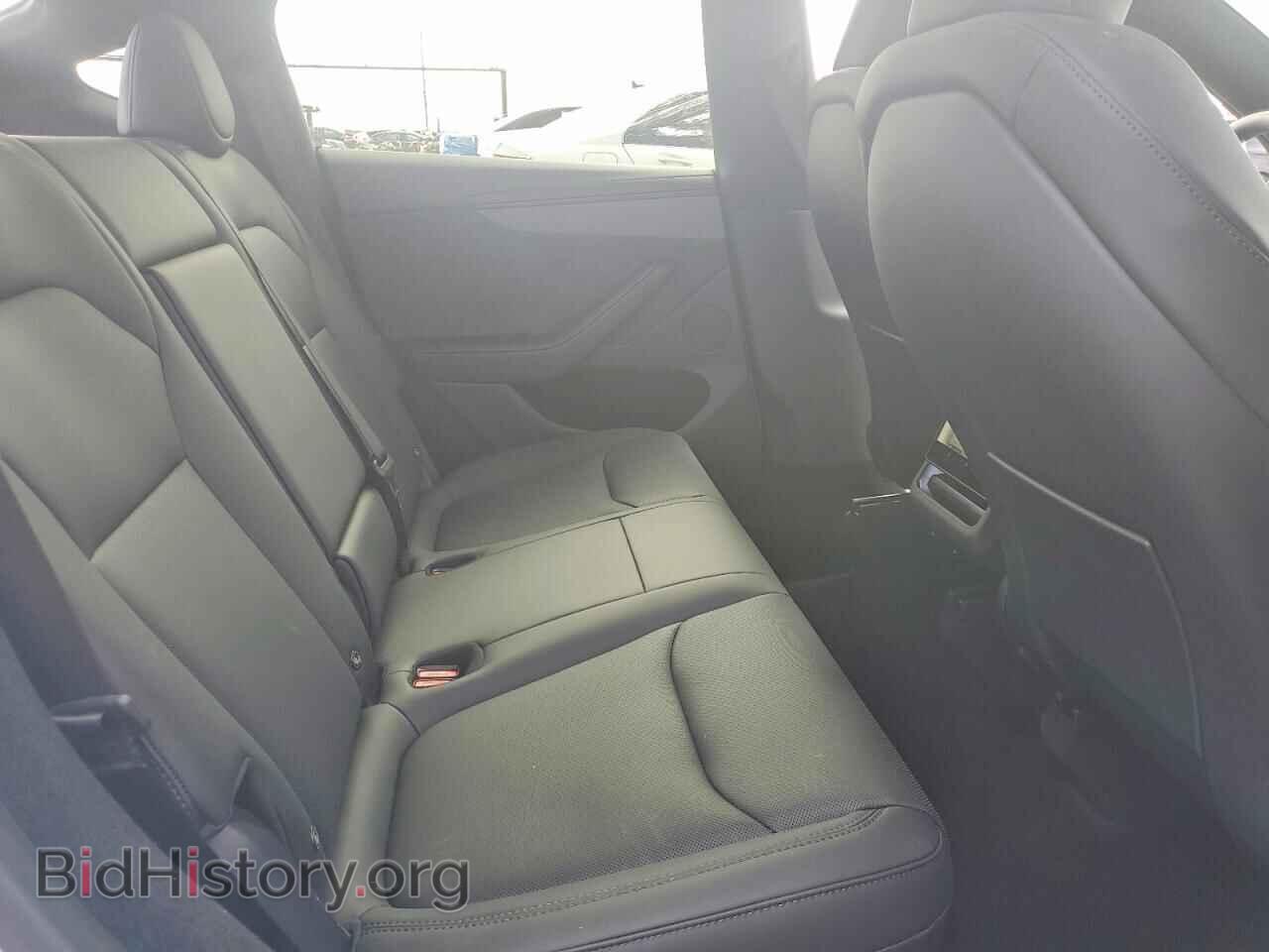 2026 TESLA MODEL Y - VIN: 7SAYGDEE2TF570844 - Photo 10