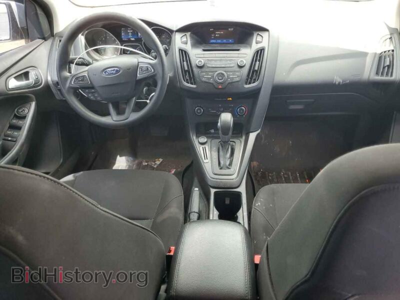 2017 Ford FOCUS (VIN 1FADP3K27HL270954) — photo 8 of 12