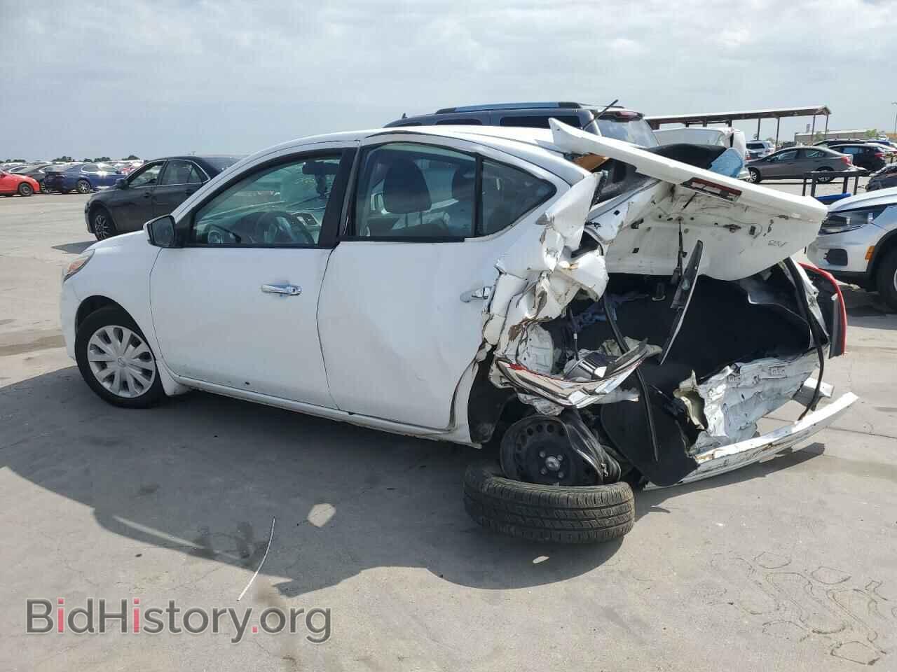 2019 NISSAN VERSA - VIN: 3N1CN7AP3KL809908 - Фото 2