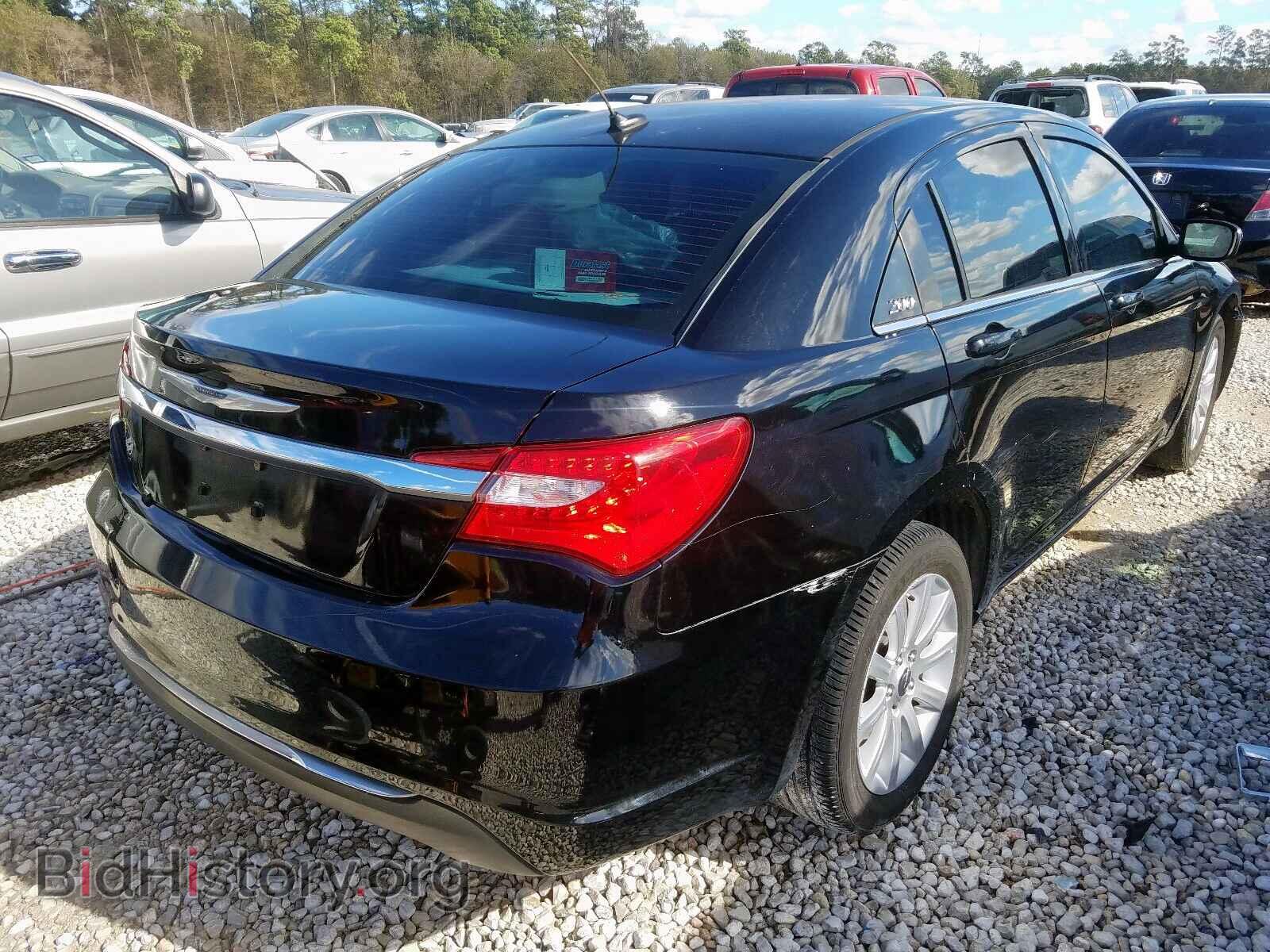 2012 CHRYSLER 200 - VIN: 1C3CCBBB2CN140187 - Фото 4