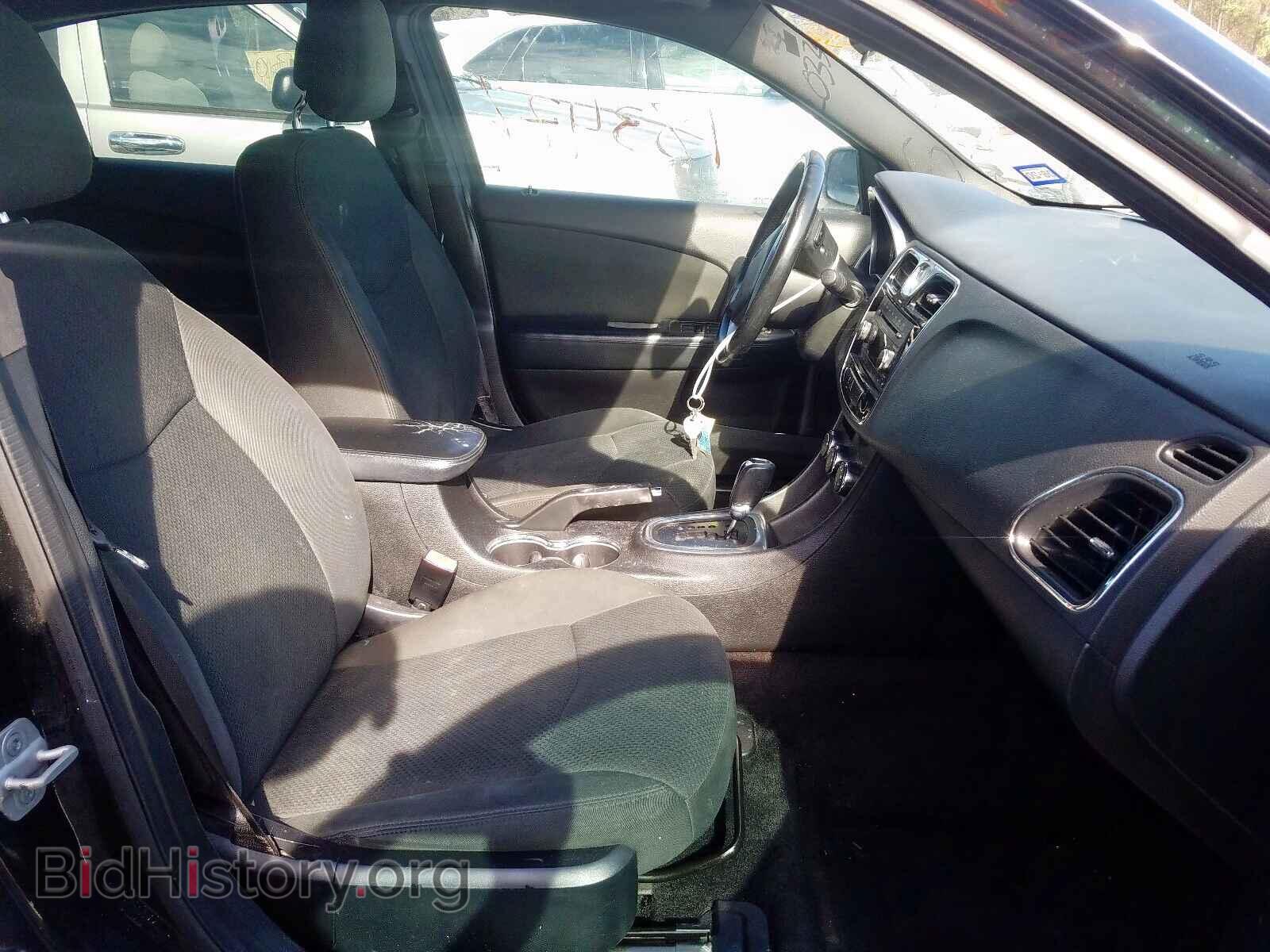 2012 CHRYSLER 200 - VIN: 1C3CCBBB2CN140187 - Фото 5