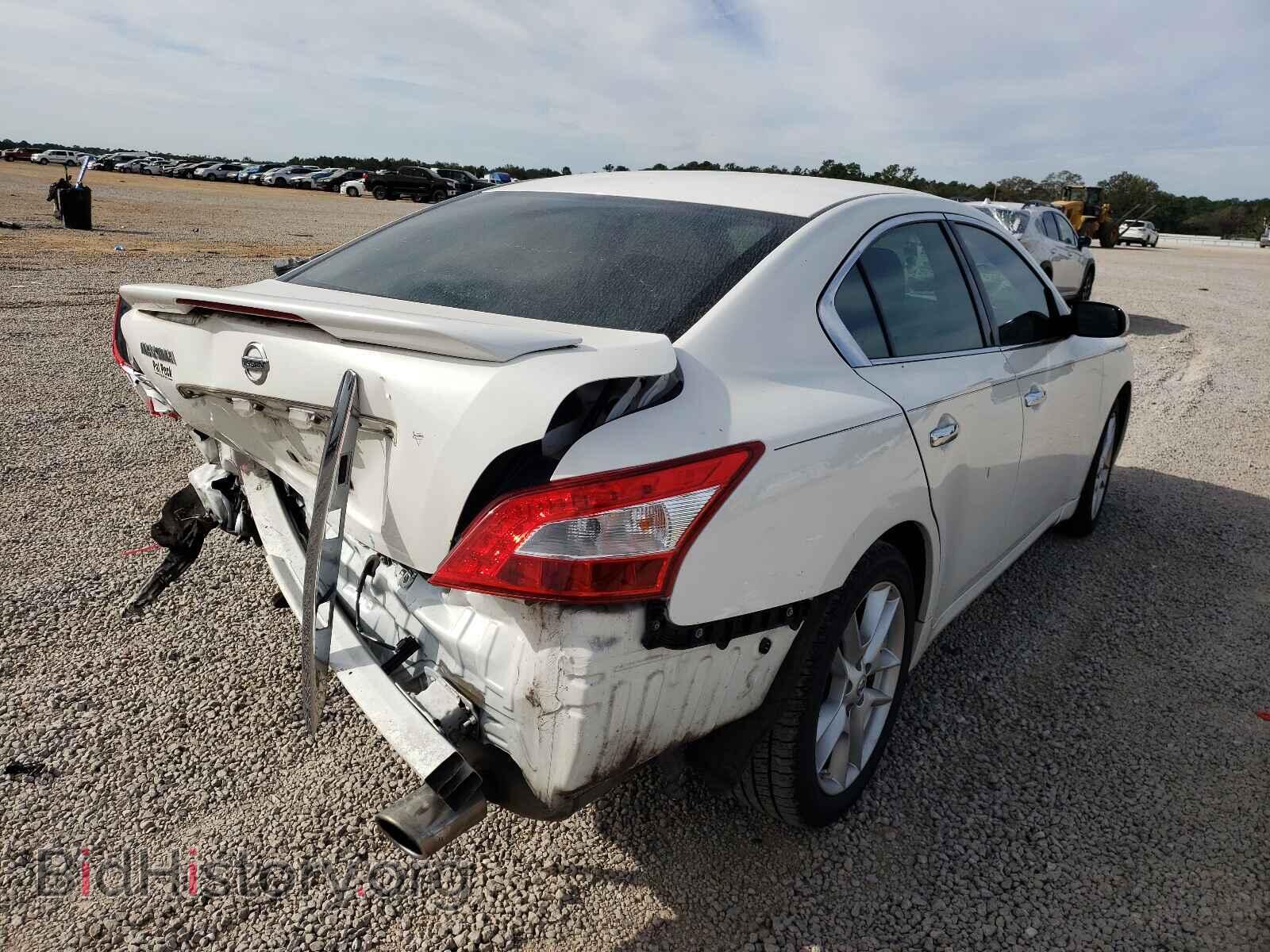 2011 NISSAN MAXIMA - VIN: 1N4AA5AP7BC863847 - Фото 4