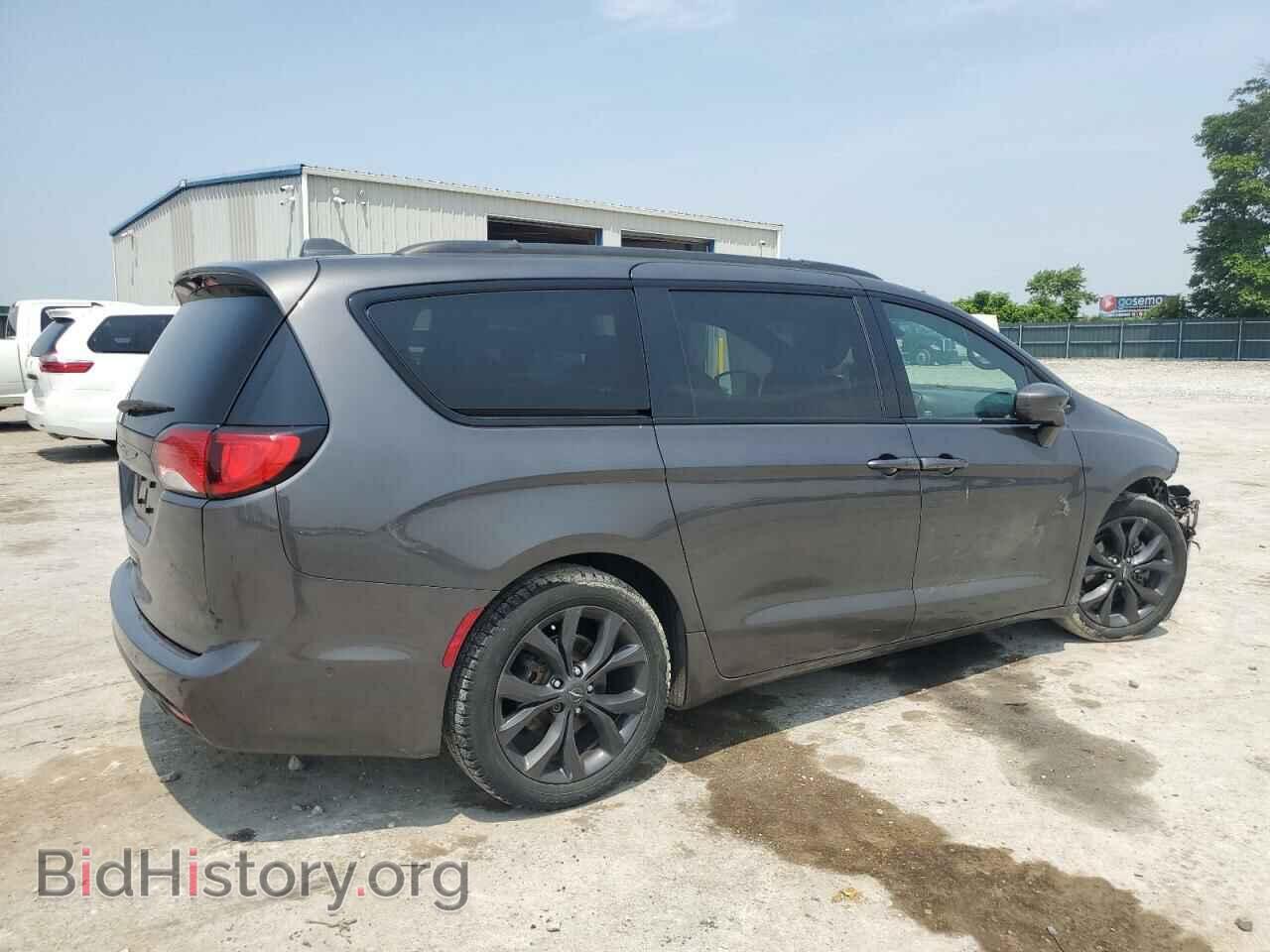2019 CHRYSLER PACIFICA - VIN: 2C4RC1BG4KR532018 - Фото 3