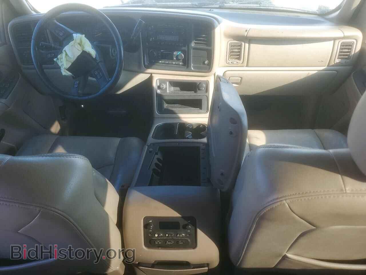 2005 GMC YUKON - VIN: 1GKEK13TX5J201003 - Фото 8