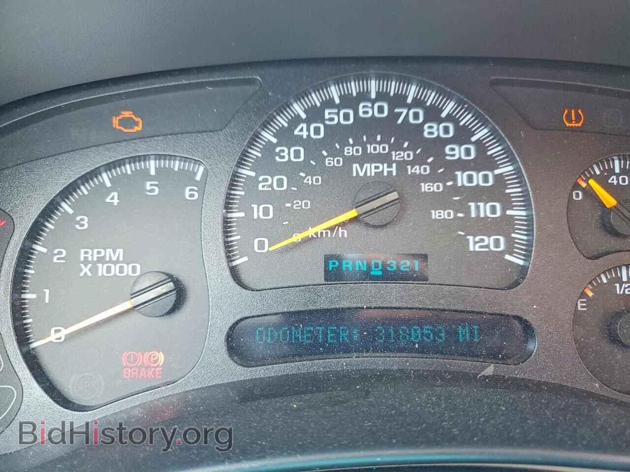2005 GMC YUKON - VIN: 1GKEK13TX5J201003 - Фото 9