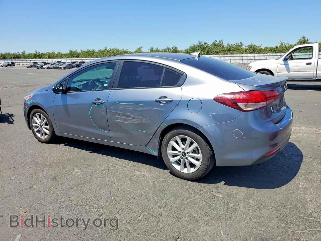 2017 KIA FORTE - VIN: 3KPFL4A71HE093554 - Photo 2
