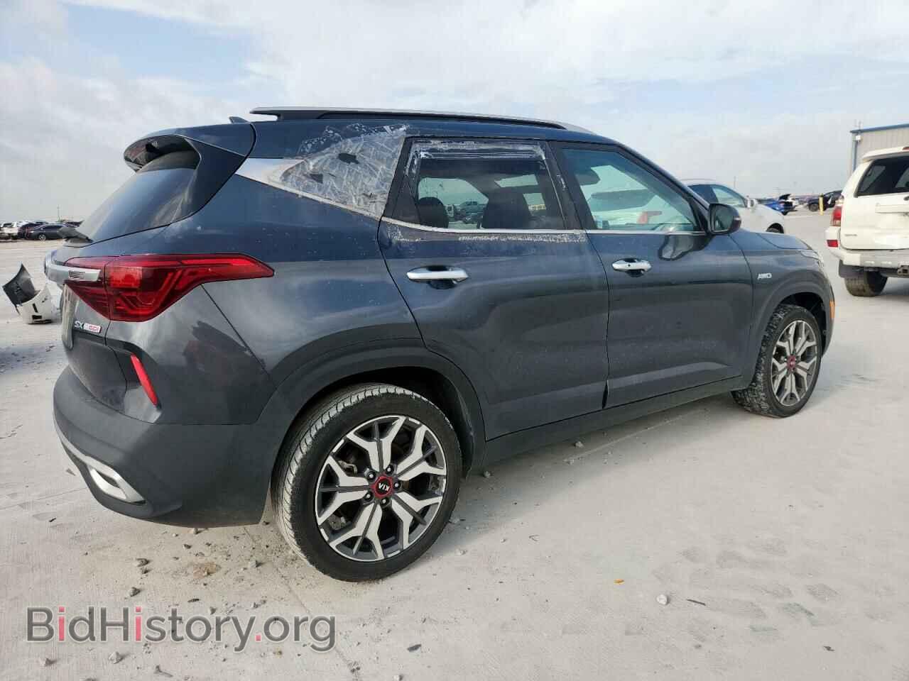 2021 KIA SELTOS - VIN: KNDETCA29M7187332 - Фото 3