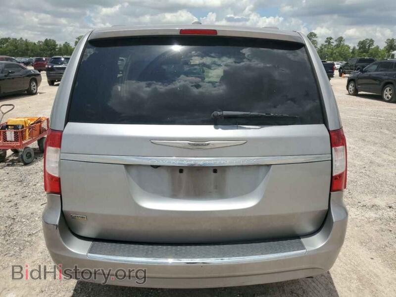 2016 Chrysler MINIVAN (VIN 2C4RC1BG4GR237752) — photo 6 of 13