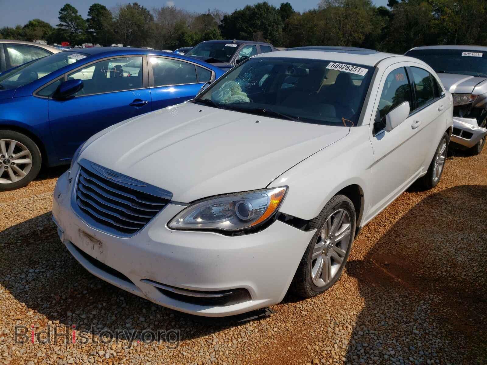 2012 CHRYSLER 200 - VIN: 1C3CCBBB1CN300396 - Фото 2