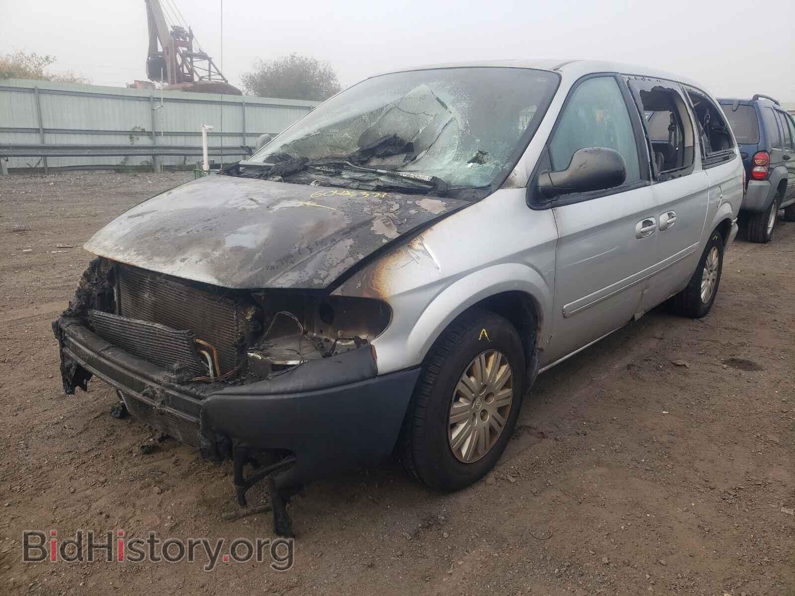 2007 CHRYSLER MINIVAN - VIN: 1A4GP44R77B181214 - Фото 2
