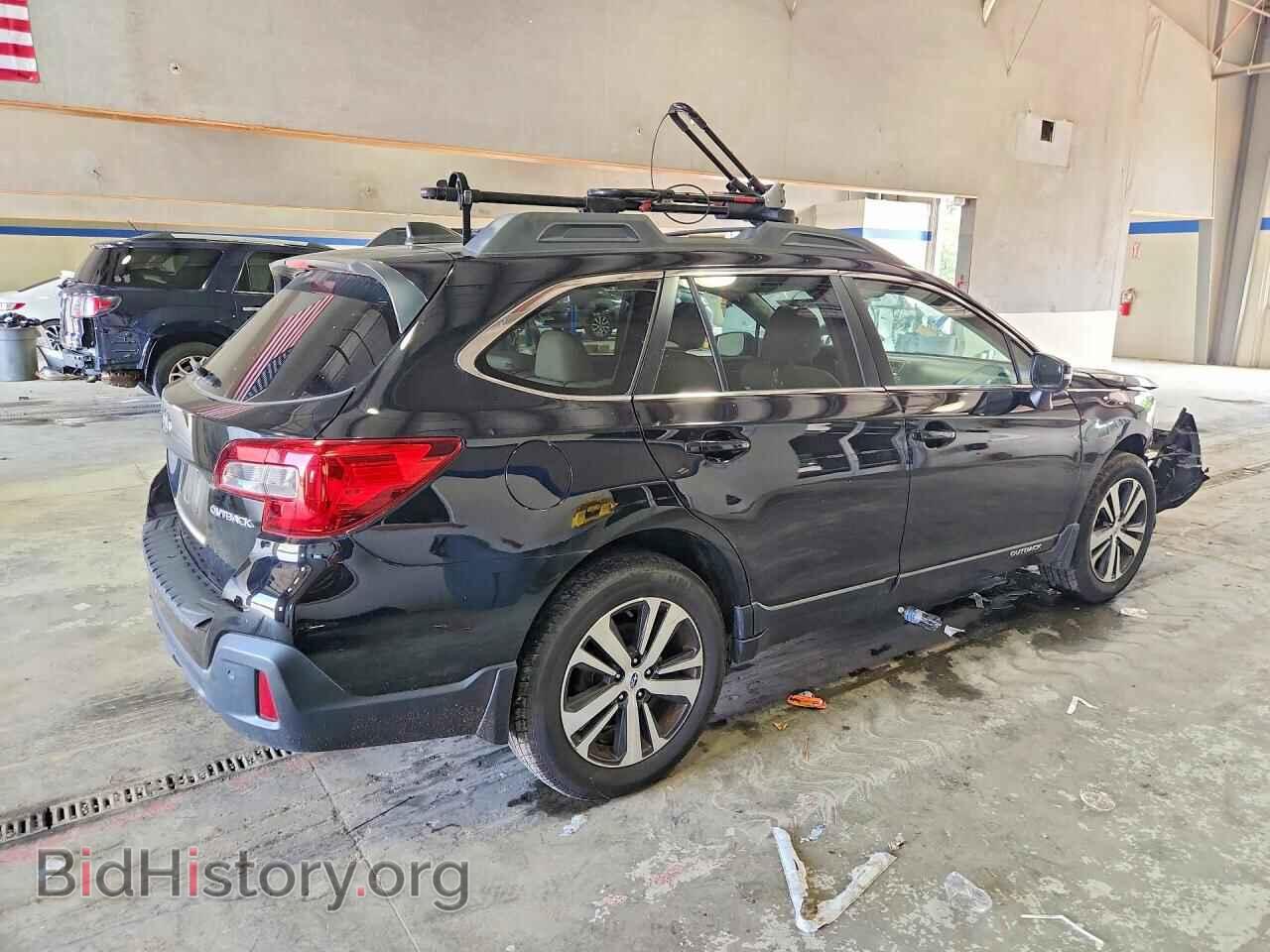 2018 SUBARU OUTBACK - VIN: 4S4BSANC9J3207753 - Фото 3