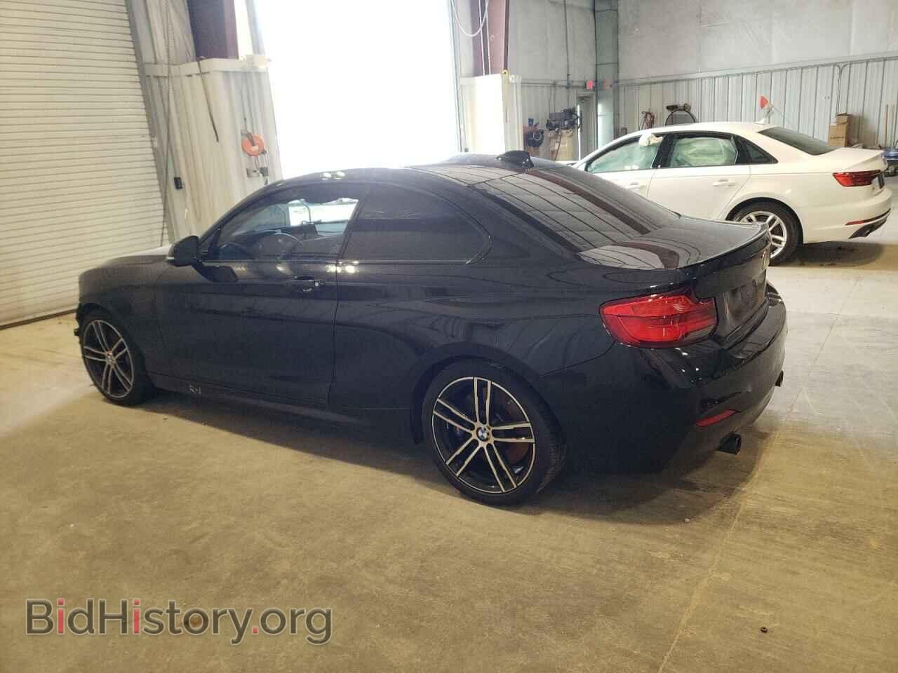 2018 BMW M2 - VIN: WBA2J7C58JVB28383 - Photo 2