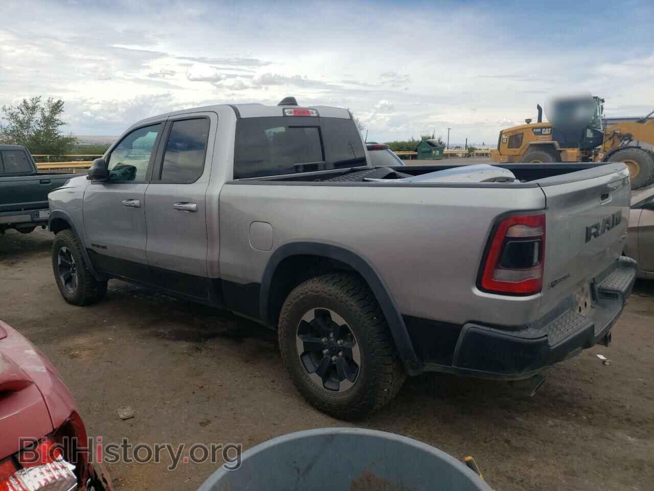 2020 RAM 1500 - VIN: 1C6SRFET7LN307393 - Фото 2