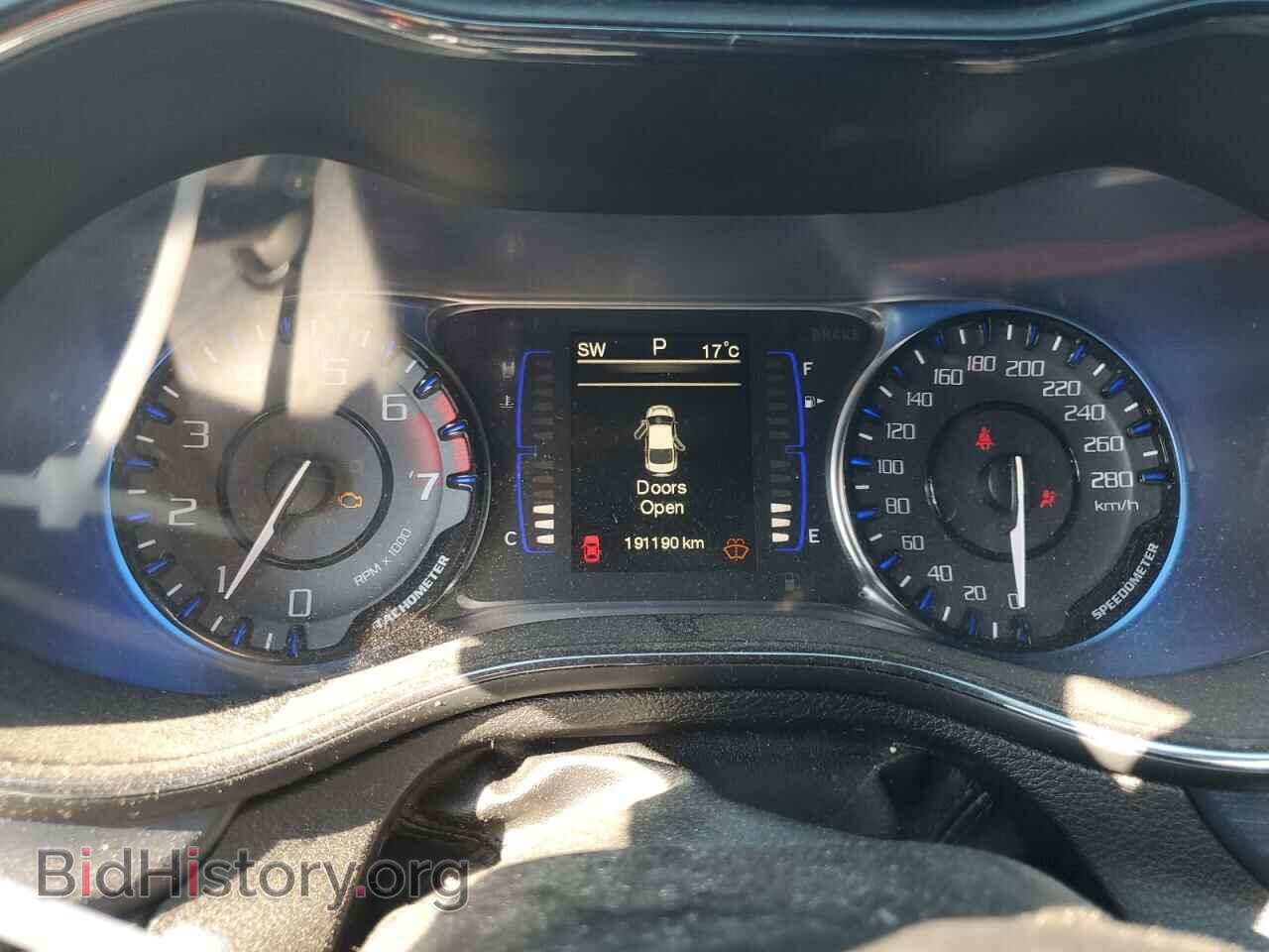 2015 CHRYSLER 200 - VIN: 1C3CCCBB7FN702059 - Фото 9