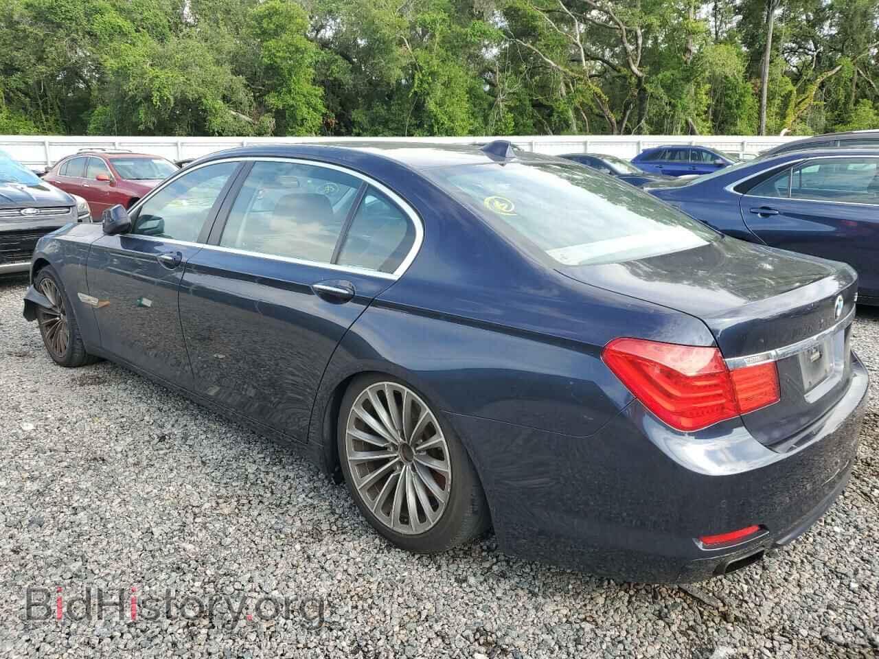 2011 BMW 7 SERIES - VIN: WBAKB4C54BC392917 - Фото 2