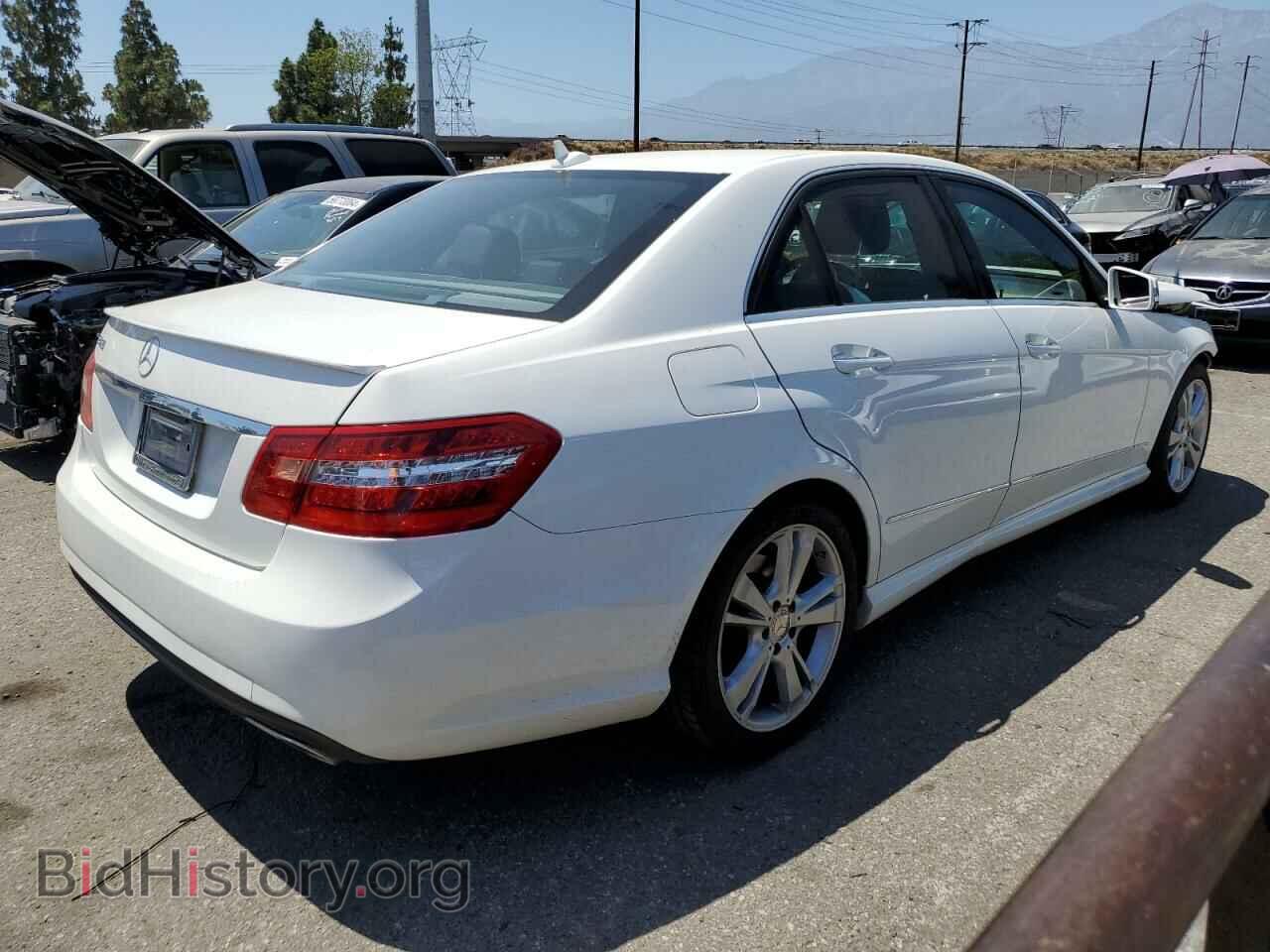 2013 MERCEDES-BENZ E-CLASS - VIN: WDDHF5KBXDA707772 - Фото 3