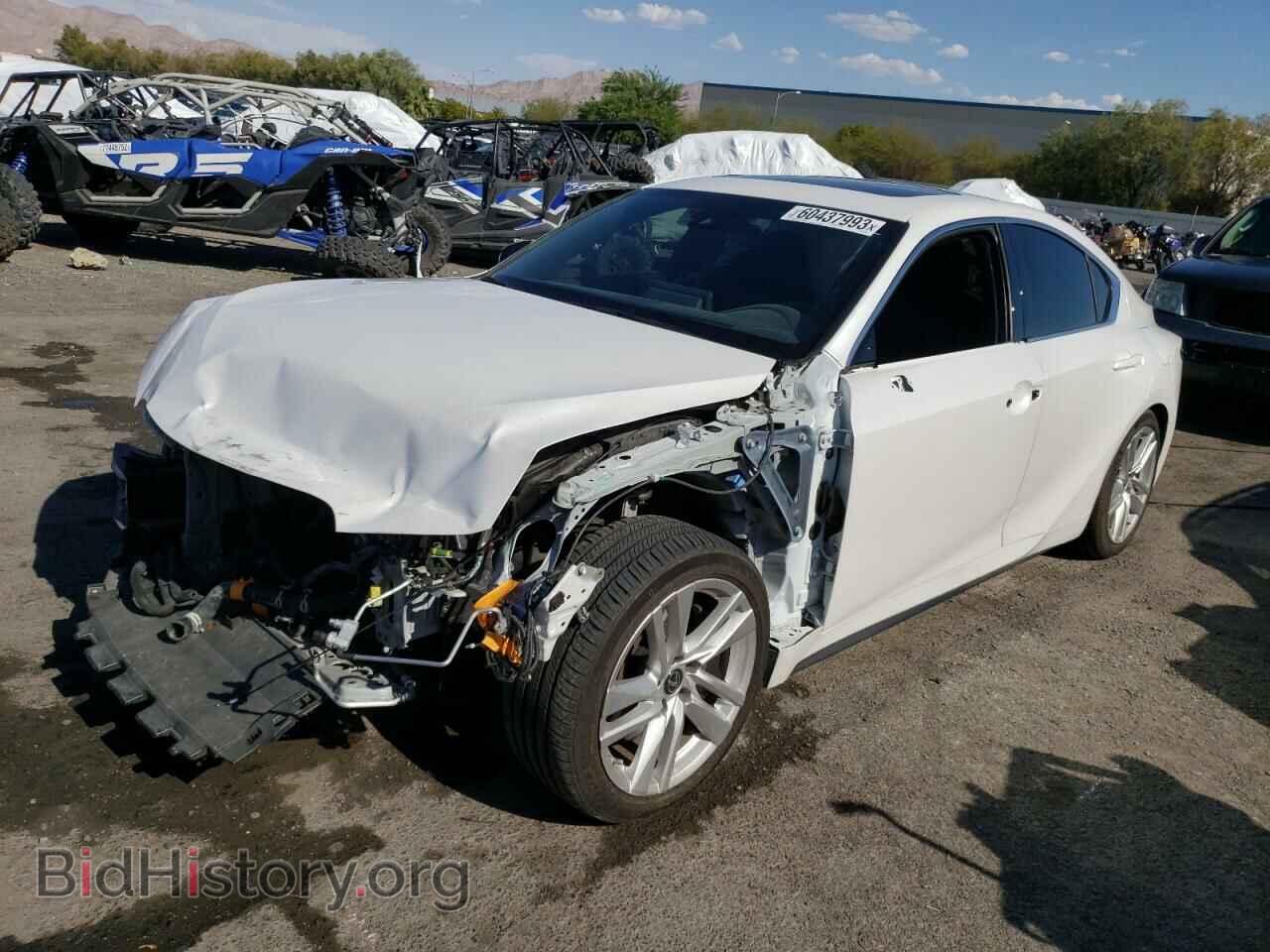 Фотография JTHCA1D22M5110180 - LEXUS IS 2021