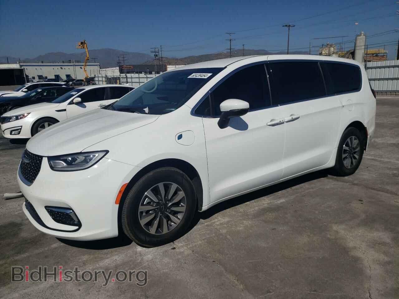 Фотография 2C4RC1L73PR543775 - CHRYSLER PACIFICA 2023