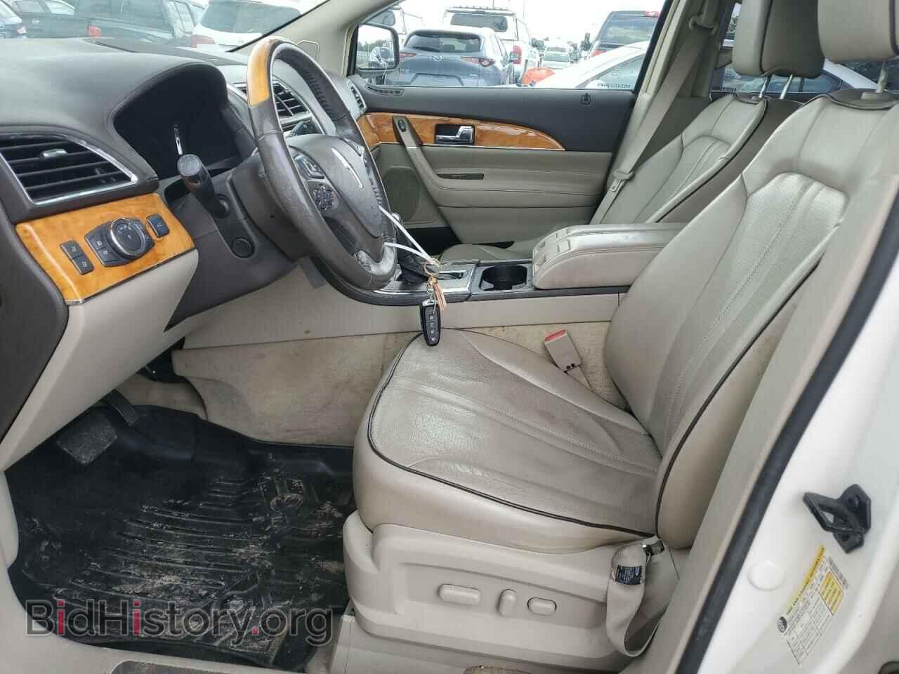 2011 LINCOLN MKX - VIN: 2LMDJ8JK3BBJ04416 - Photo 7