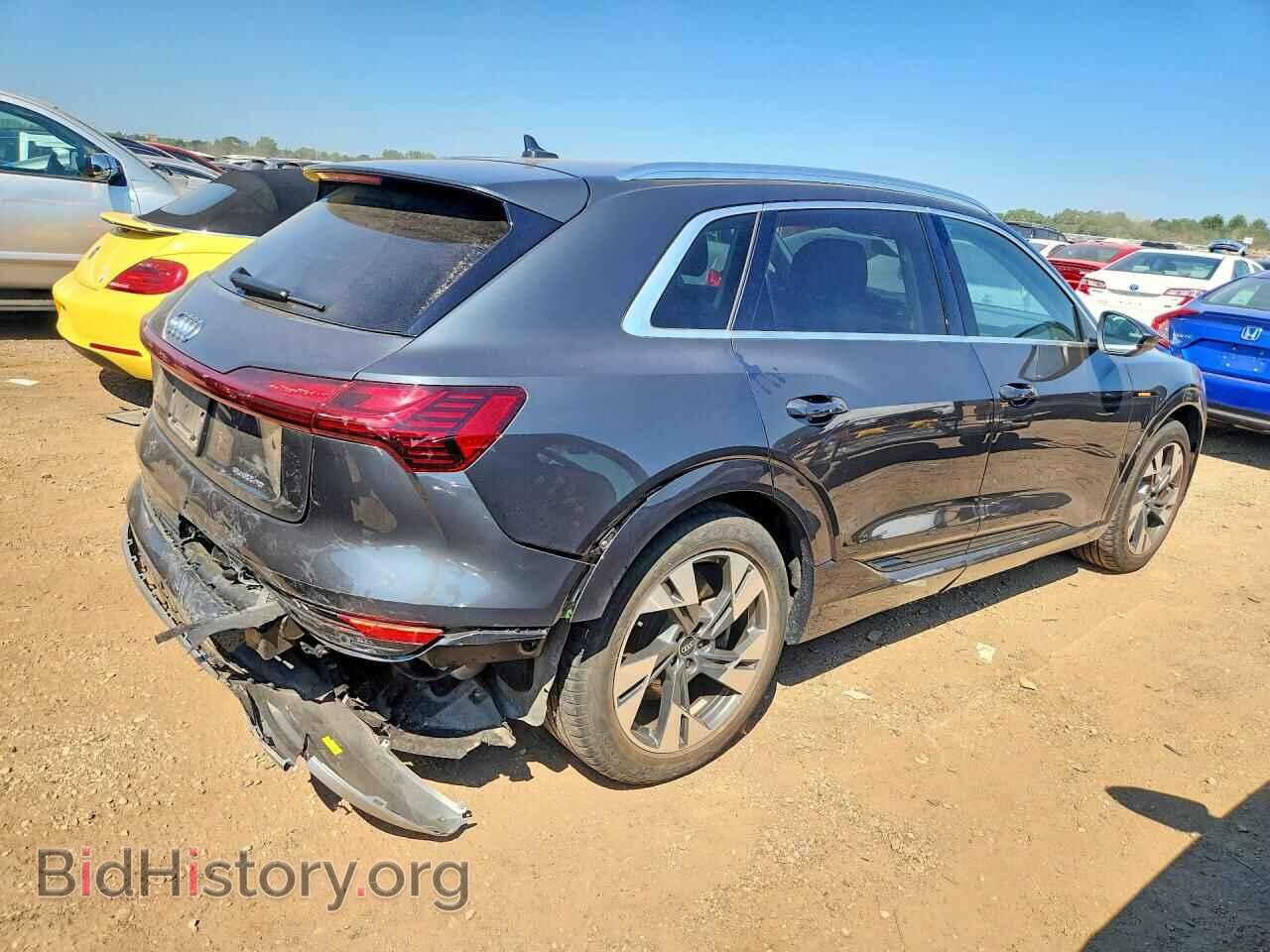 2021 AUDI E-TRON - VIN: WA1AAAGE2MB024054 - Photo 3