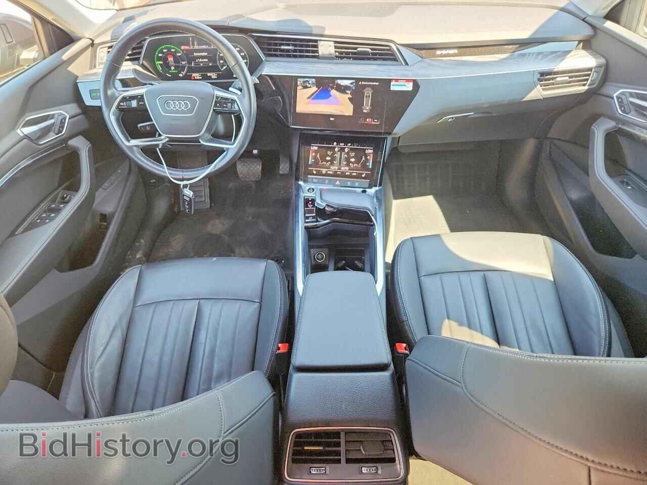 2021 AUDI E-TRON - VIN: WA1AAAGE2MB024054 - Photo 8