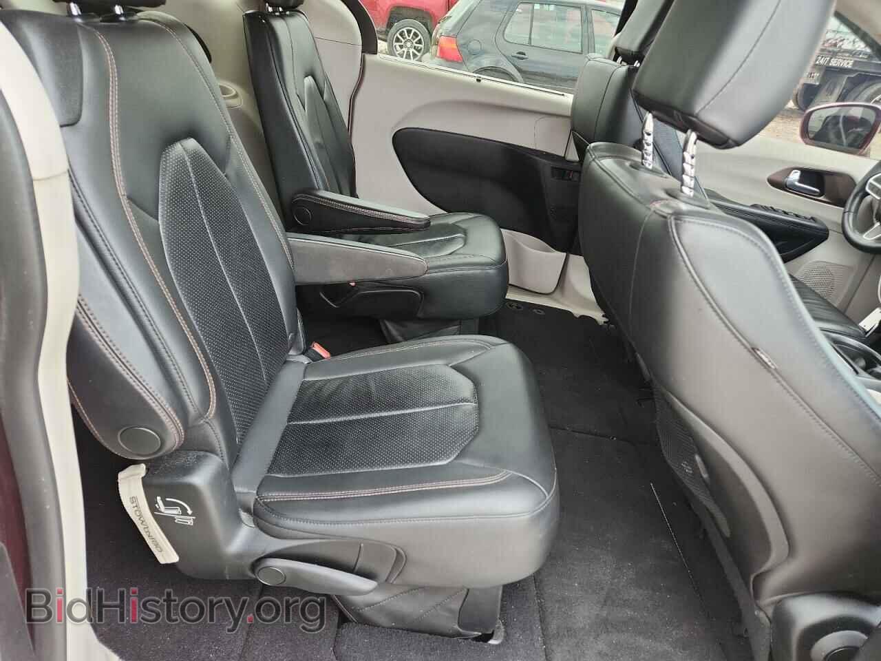 2018 CHRYSLER PACIFICA - VIN: 2C4RC1BG3JR246255 - Фото 11
