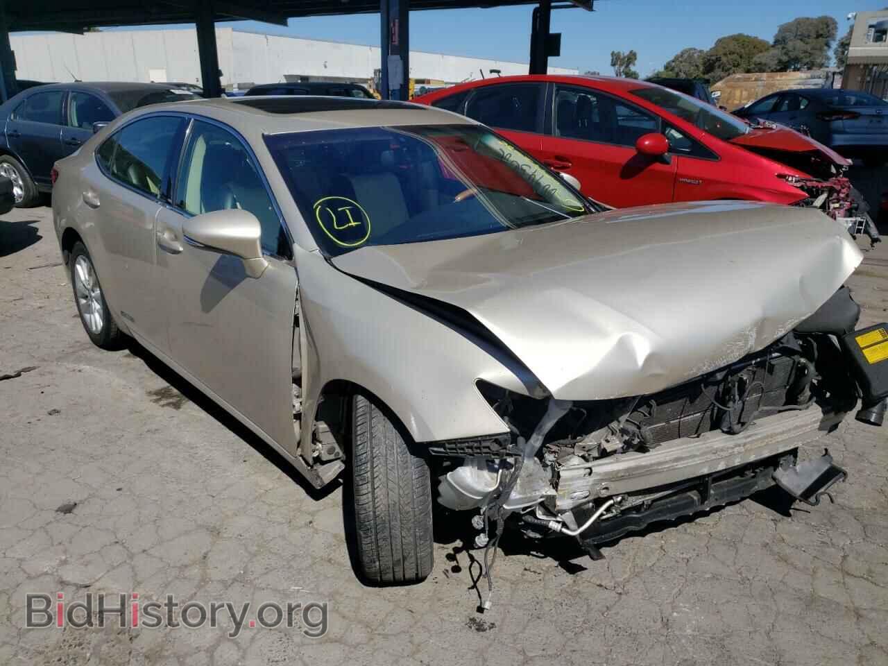 Photo JTHBW1GG8E2069075 - LEXUS ES300 2014