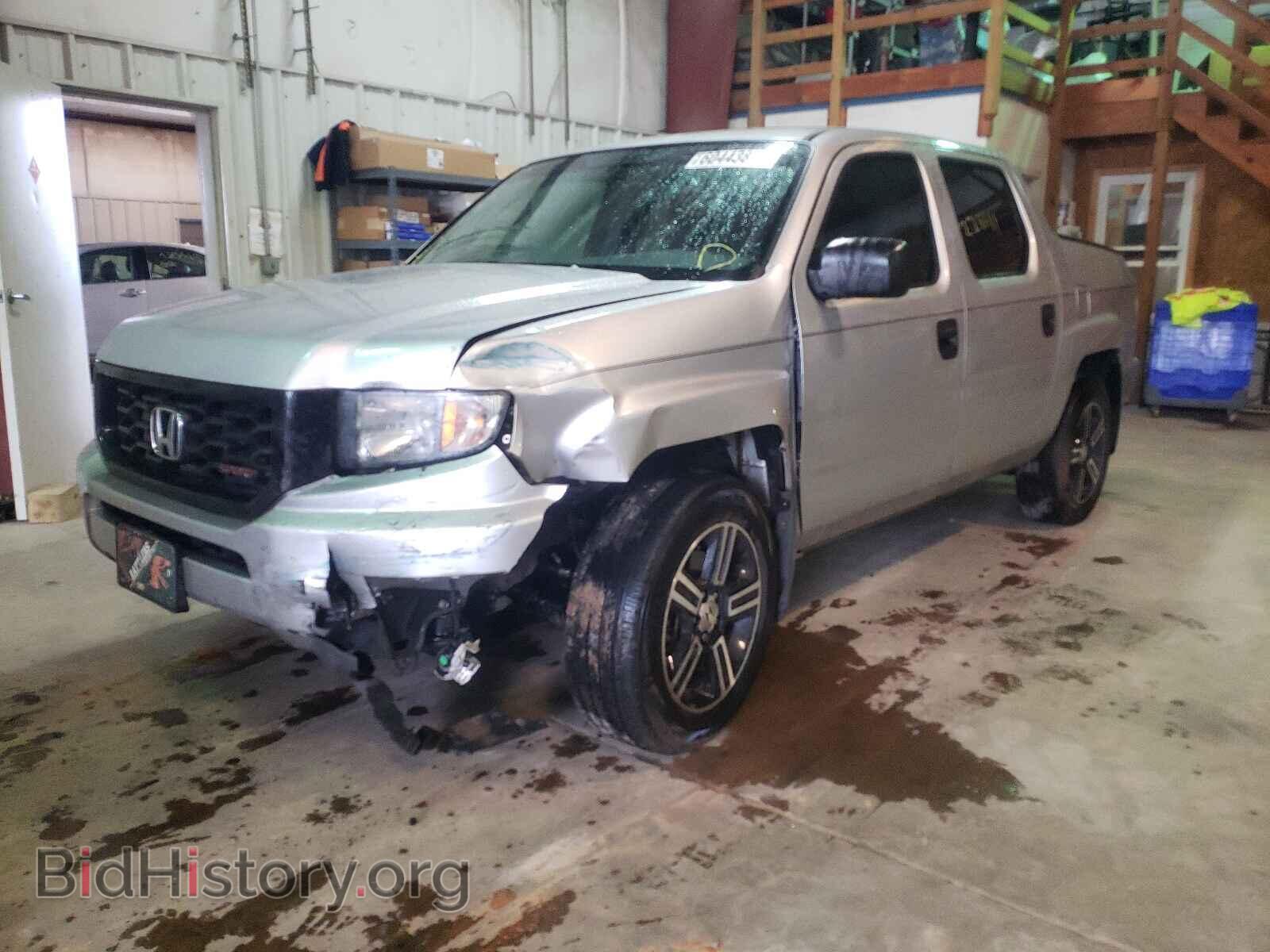 2013 HONDA RIDGELINE - VIN: 5FPYK1F7XDB008998 - Фото 2