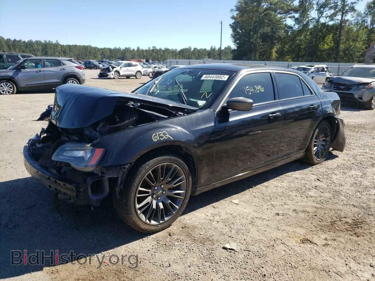 2013 CHRYSLER 300 - VIN: 2C3CCADGXDH699290 - Фото 2