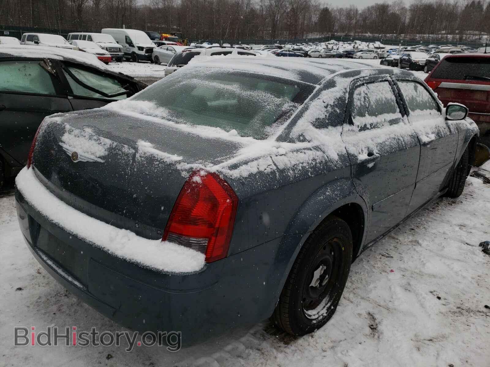 2006 CHRYSLER 300 - VIN: 2C3KA43R56H257459 - Photo 4