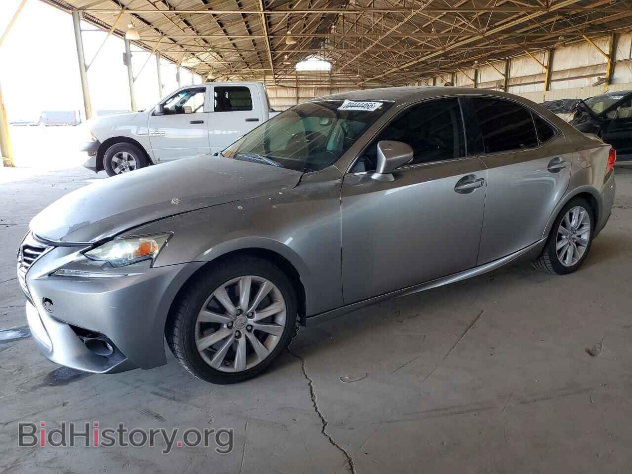 Фотография JTHBA1D26G5035130 - LEXUS IS 2016