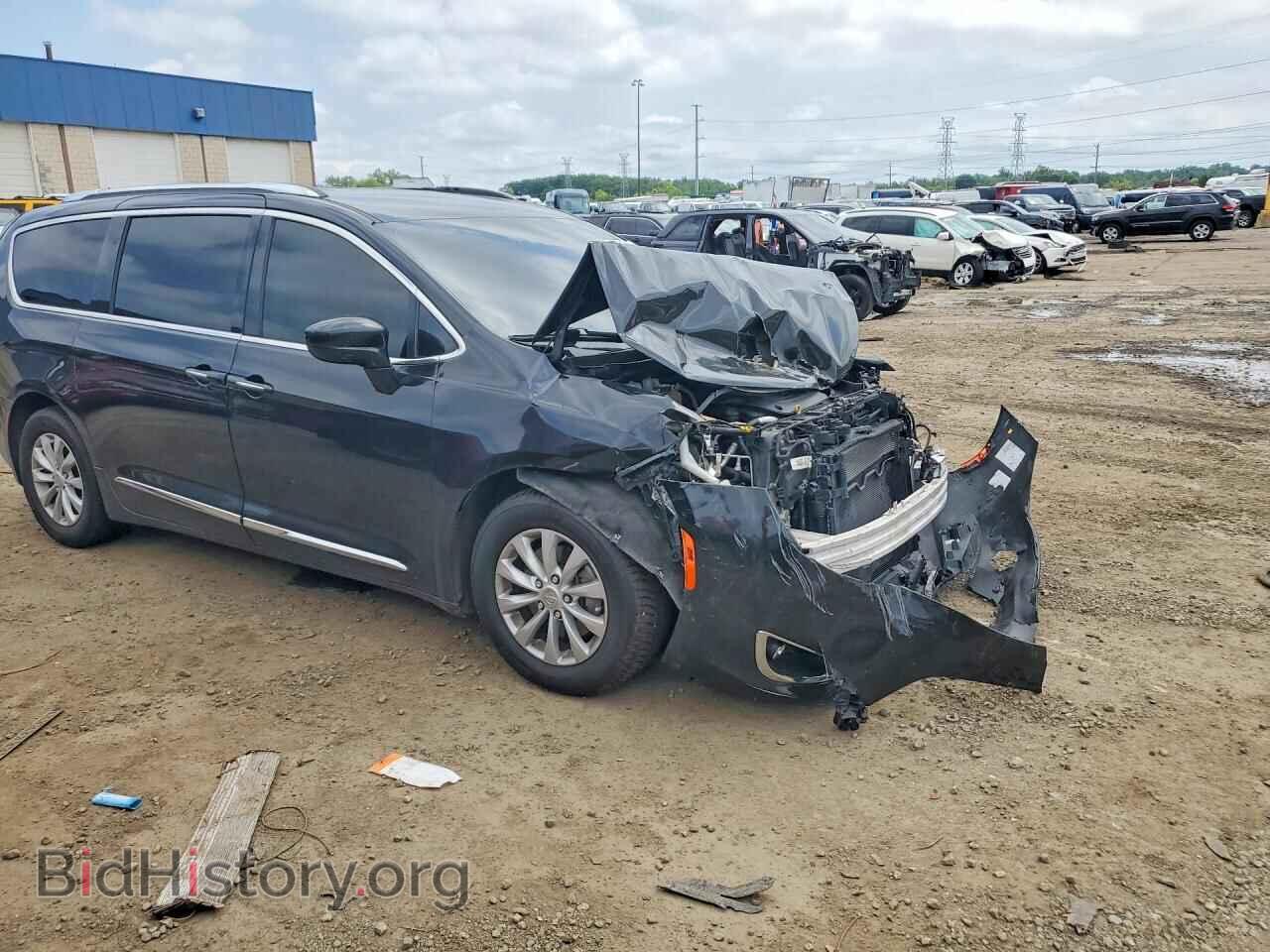 2019 CHRYSLER PACIFICA - VIN: 2C4RC1BG5KR526180 - Photo 4
