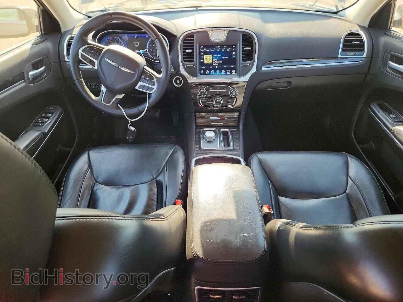 2017 CHRYSLER 300 - VIN: 2C3CCARG9HH534281 - Фото 8
