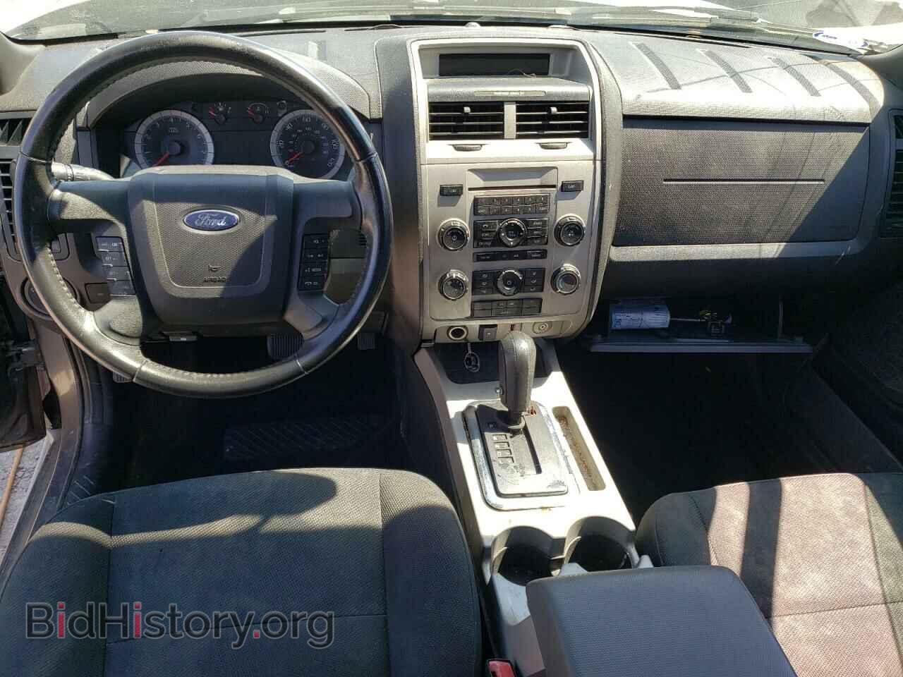 2010 FORD ESCAPE - VIN: 1FMCU0D76AKA32896 - Фото 8