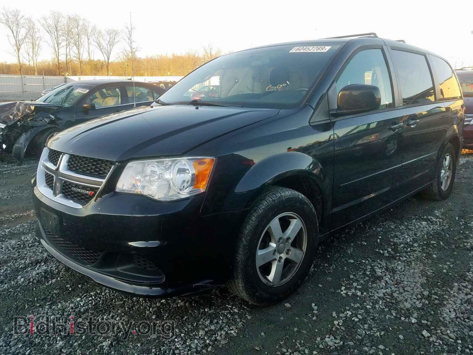 2013 DODGE CARAVAN - VIN: 2C4RDGCG2DR654037 - Фото 2